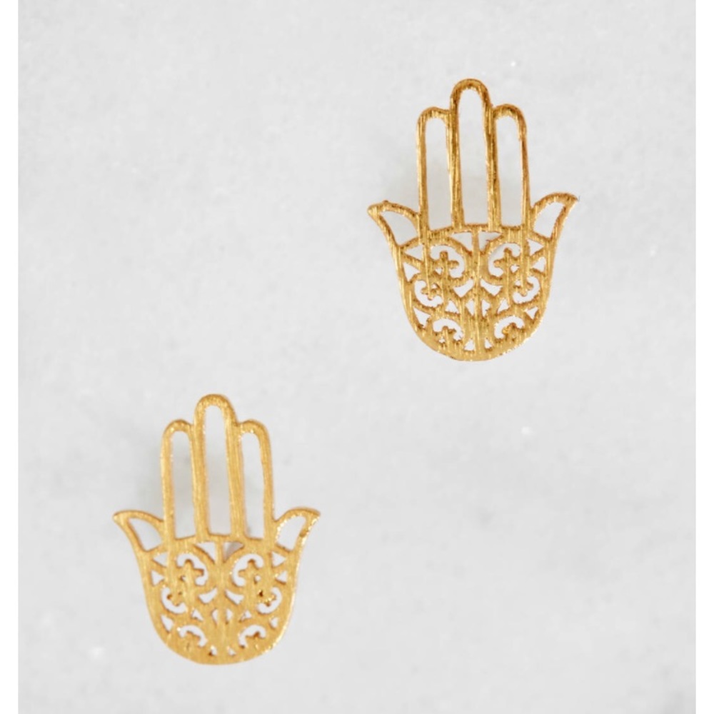 Hamsa stud